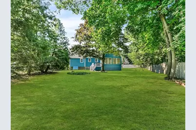 7 Kennedy Cir, Wakefield, MA 01880 - Photo 5