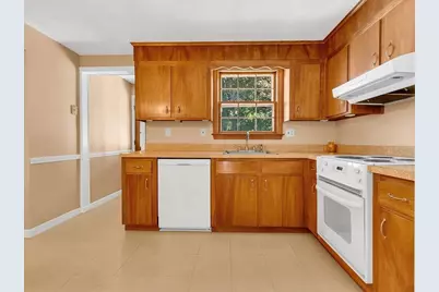 7 Kennedy Cir, Wakefield, MA 01880 - Photo 13