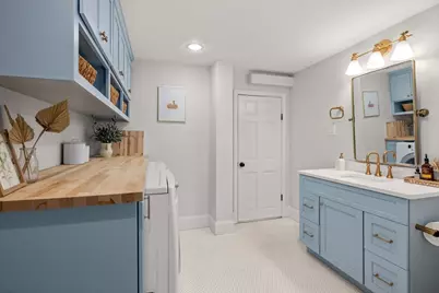 20 Curve St, Framingham, MA 01702 - Photo 17