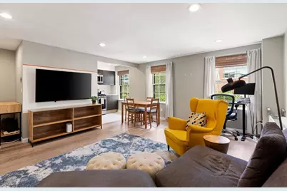 17 Bowdoin St. #4-C, Boston, MA 02114 - Photo 3