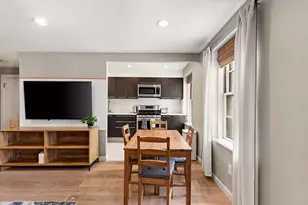 17 Bowdoin St, Boston, MA 02114 - Photo 5