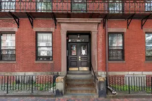 17 Bowdoin St, Boston, MA 02114 - Photo 15