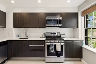17 Bowdoin St, Boston, MA 02114 - Photo 7