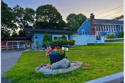 34 Oak St, Stoneham, MA 02180 - Photo 1