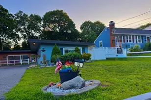 34 Oak St, Stoneham, MA 02180 - Photo 1