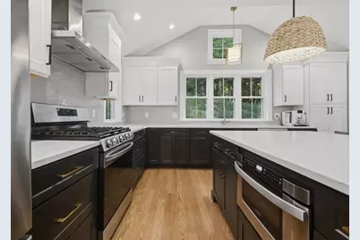 18 Centre Street, Natick, MA 01760 - Photo 11