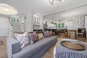 18 Centre St, Natick, MA 01760 - Photo 9