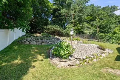 43 Laconia Rd, Worcester, MA 01609 - Photo 25