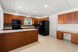 43 Laconia Rd, Worcester, MA 01609 - Photo 11