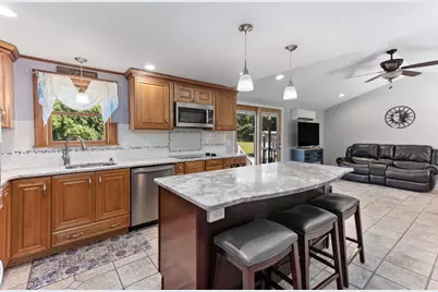 30 Peters Road, Swansea, MA 02777 - Photo 17