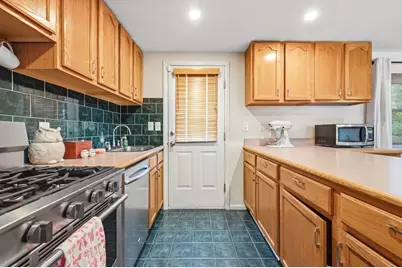 130 Kingston St #130, North Andover, MA 01845 - Photo 7