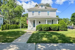 8 Davis St, Montague, MA 01376 - Photo 3