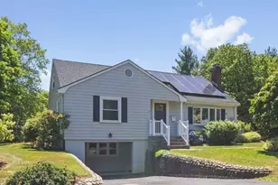 31 Smith St, Waltham, MA 02451 - Photo 3
