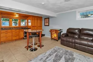 31 Smith St, Waltham, MA 02451 - Photo 23