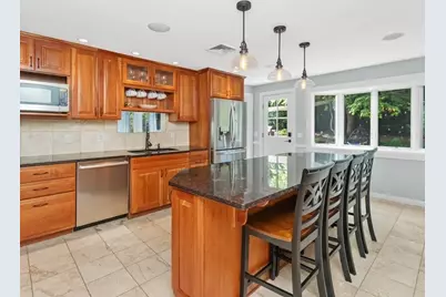 31 Smith Street, Waltham, MA 02451 - Photo 5