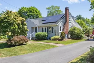 31 Smith St, Waltham, MA 02451 - Photo 35