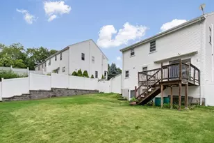 127 Westgate Rd, Waltham, MA 02453 - Photo 25