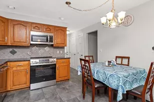 127 Westgate Rd, Waltham, MA 02453 - Photo 5
