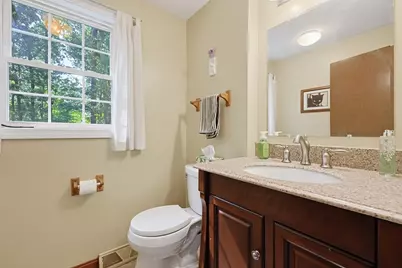 7 Hazeltine Rd, Upton, MA 01568 - Photo 13