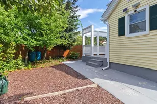 142 Calvary St, Waltham, MA 02453 - Photo 33