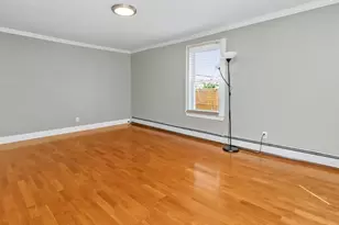 142 Calvary St, Waltham, MA 02453 - Photo 9