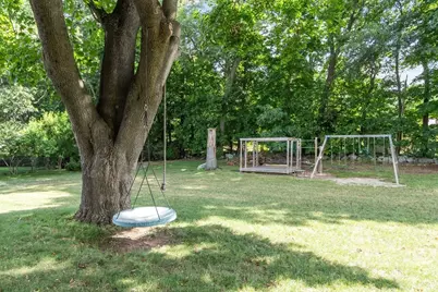 134 Bedford St, Burlington, MA 01803 - Photo 27