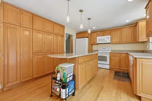 76 Gilbert St, Mansfield, MA 02048 - Photo 9
