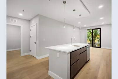 9 Central St #202, Somerville, MA 02143 - Photo 3