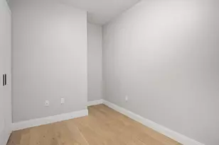9 Central St, Somerville, MA 02143 - Photo 15