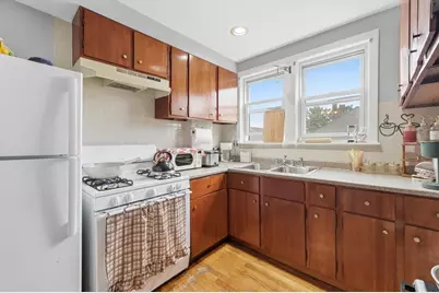 37 Eaton St, Fall River, MA 02723 - Photo 3