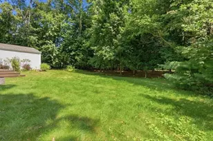 117 Hazardville Rd, Longmeadow, MA 01106 - Photo 21