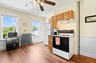 9-11 Warren St, Fitchburg, MA 01420 - Photo 11
