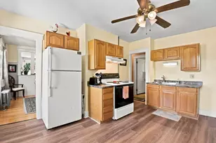 9-11 Warren St, Fitchburg, MA 01420 - Photo 9