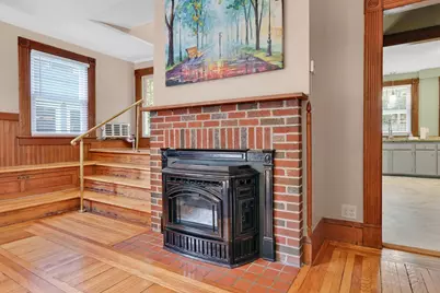 36 Spruceland Ave, Springfield, MA 01108 - Photo 3
