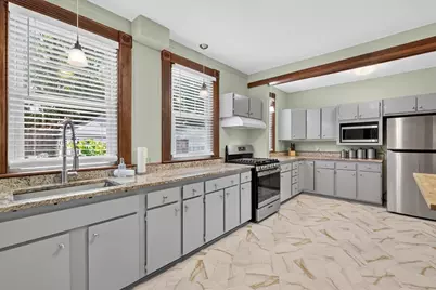 36 Spruceland Ave, Springfield, MA 01108 - Photo 7