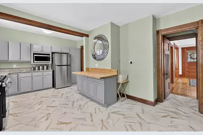 36 Spruceland Ave, Springfield, MA 01108 - Photo 9