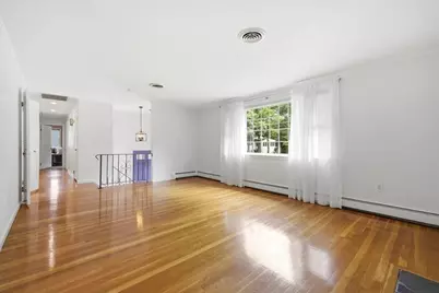 10 Wildwood Dr, Medfield, MA 02052 - Photo 7