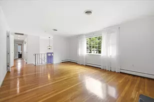 10 Wildwood Dr, Medfield, MA 02052 - Photo 7