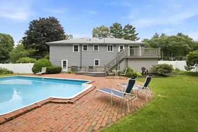 10 Wildwood Dr, Medfield, MA 02052 - Photo 39