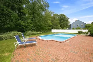 10 Wildwood Dr, Medfield, MA 02052 - Photo 37