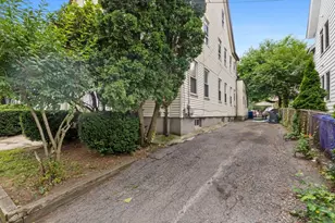 31-33 Lothrop St, Boston, MA 02135 - Photo 19
