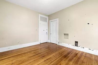 31-33 Lothrop St, Boston, MA 02135 - Photo 7