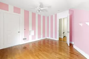 31-33 Lothrop St, Boston, MA 02135 - Photo 11