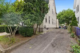 31-33 Lothrop St, Boston, MA 02135 - Photo 19