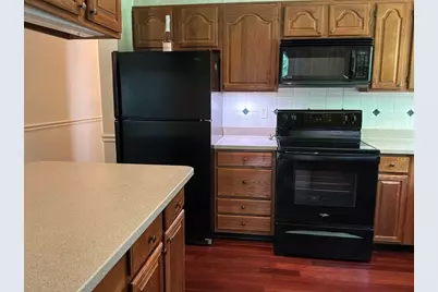 304 Fairway Village #304, Northampton, MA 01053 - Photo 7