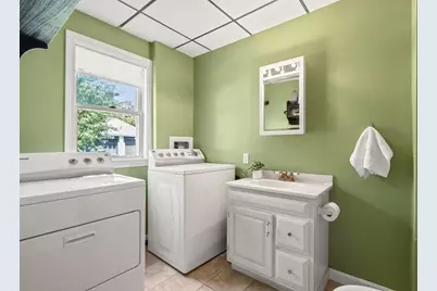 129 Maple Street, Lynn, MA 01904 - Photo 15