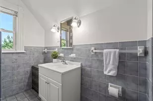 129 Maple St, Lynn, MA 01904 - Photo 17