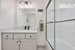 498 Sumner St, Boston, MA 02128 - Photo 13
