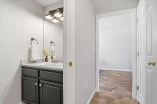 147 Constitution Dr, Fitchburg, MA 01420 - Photo 5