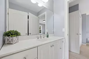 8 Lexington Cir, Southwick, MA 01077 - Photo 35